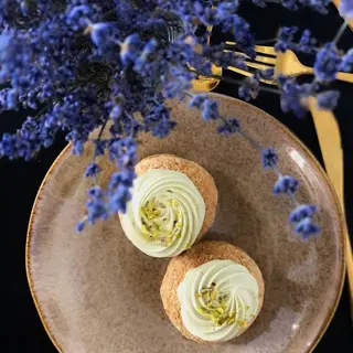 Choux cu fistic