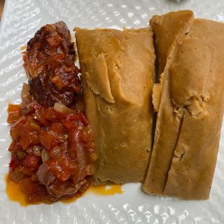 Moi-Moi with Fried Stewed Beef