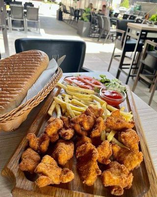 Nuggets combo - piletina nuggets + palačinak Nutella + Coca-Cola