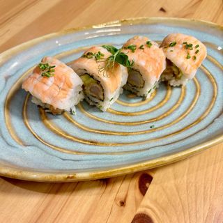 Uramaki de Camarão Tempura
