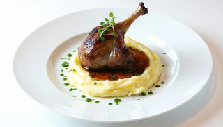 Pulpa de rata cu piure aromatizat