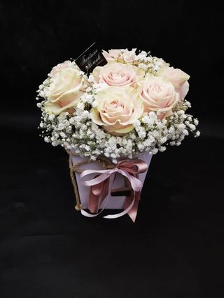 Flower box con rose