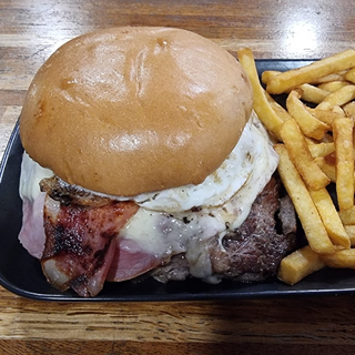 Chivito al pan