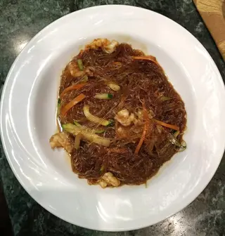 40. Spaghetti di soia con gamberi