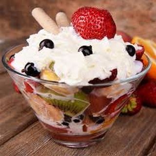 Mt Zion Fruit Sundae