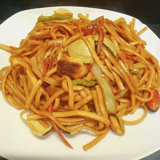 41.  Tallarines con mariscos