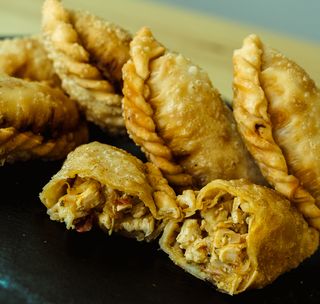 Empanada De Pollo