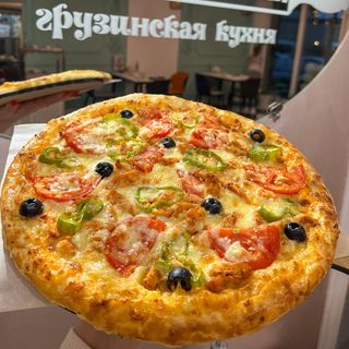 Пицца с телятиной