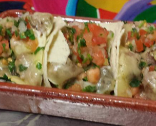Tacos De Carne Con Queso (3 Uds.)