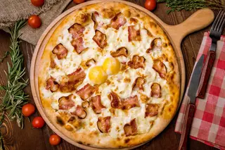 Pizza Carbonara
