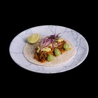 Taco mex de carne mechá