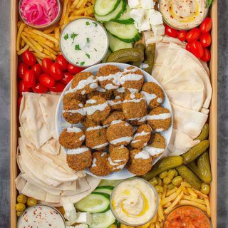 Falafel kebab plate