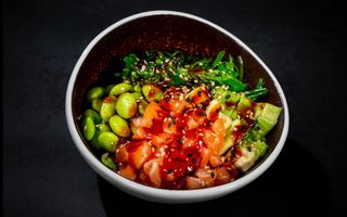 031 Salmon poke