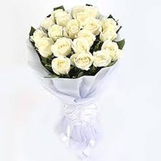 20 white roses
