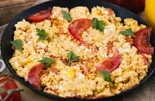 Huevos Rotos Con Gambones