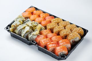 Сет Філадельфія асорті 950г 32шт