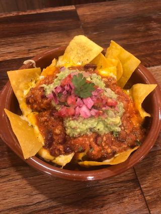 Nachos Con Chilli Con Carne 