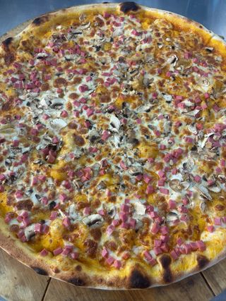 Прошуто Фунги  (450г)