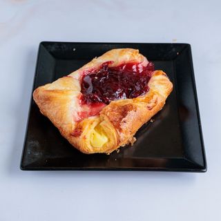 Lisnato pecivo sa višnjom i vanillom