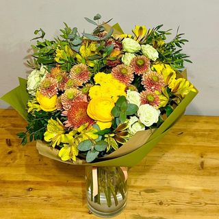 Bouquet Flor de temporada amarillo