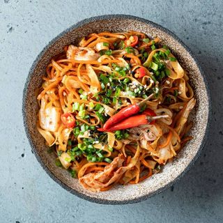 Makaron z Krewetkami i Warzywami