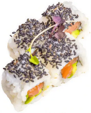 135 Ura de salmón y aguacate