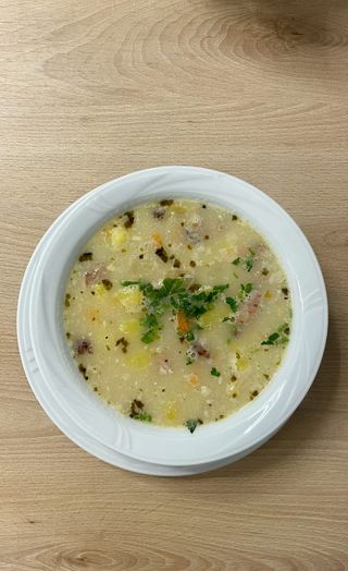 Żurek z jajkiem i kiełbasą 400 ml