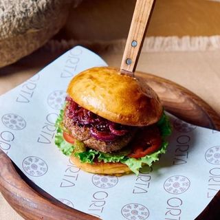 Бургер из говядины (320 г.)