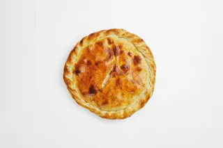 Пирог с копчёной курицей и грибами