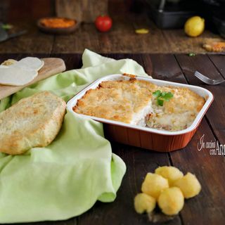 Sartù di riso con funghi, prosciutto cotto e fior di latte