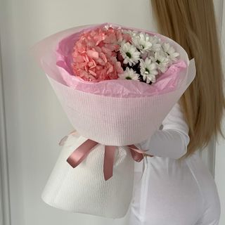 Букет "Гортензія (1) з хризантемою (4)"