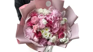 Bukiet Blush Symphony
