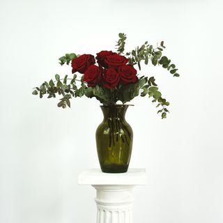  Ramo de Doce Rosas Rojas - BK