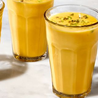 Mango lassi