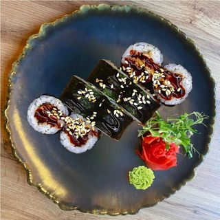 Рол Макі з вугрем 140г