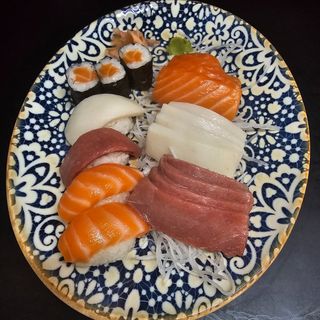Mixto de Sushi y Sashimi
