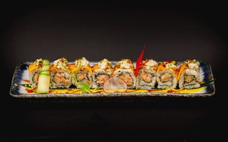 A415 - Uramaki salmon cheese pistacchio 8 pezzi