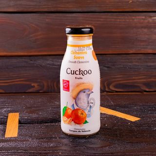 Zumo Cuckoo naranja.