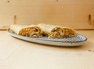 Chicken tortilja i prilog