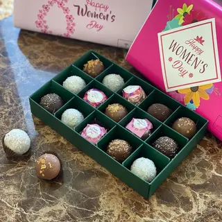 Coffret Energy Balls Chocolat Spécial Journée De La Femme 500gr