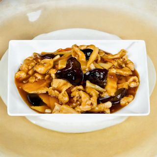 Poulet aux Champignons Noir
