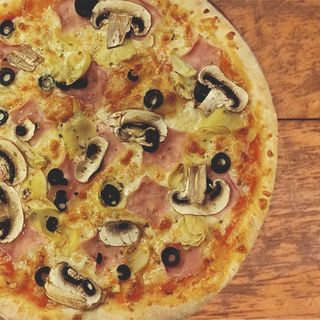 Pizza Capricciosa (33 Cm.)