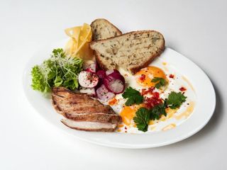 Сніданок з куркою (370г)