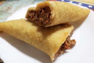 Empanadas De Carne Mechada