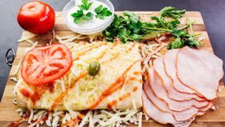 Zapečena palačinka pečenica ekstra