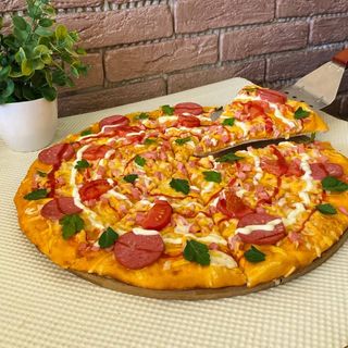 Колбасная пицца (40 см.)