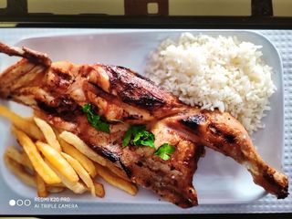 Meio Frango Assado no Carvão