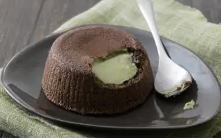 306. Soufflè al pistacchio