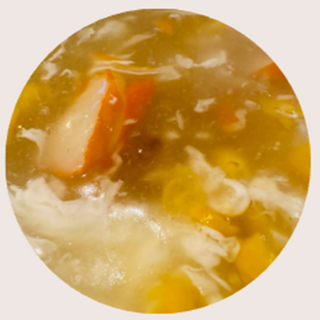 sopa de maíz con cangrejo