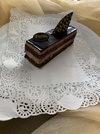 Mousse Au Chocolat - Gateau